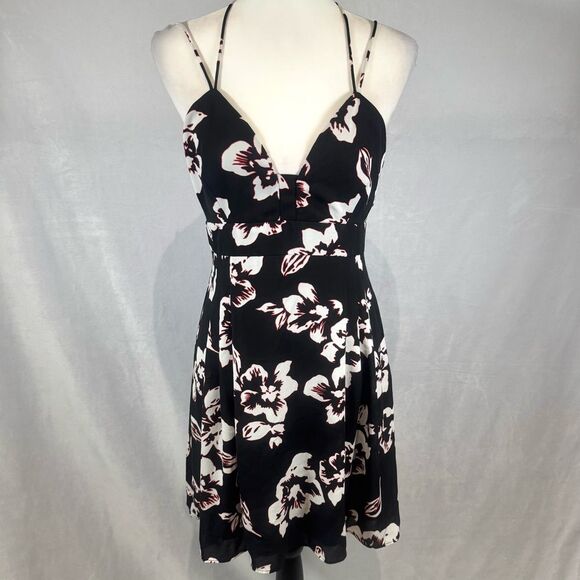 Express Strappy backless Hawaiian floral mini sundress size 8 - Picture 3 of 8